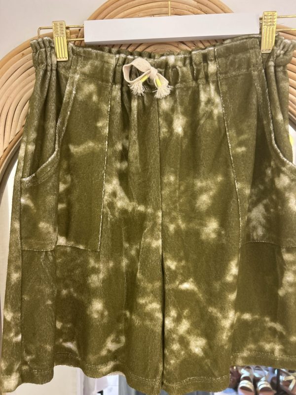 Bermuda Tie and die kaki